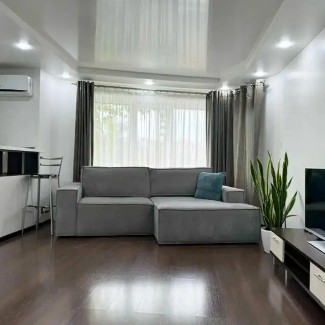 Real photos of Apartment Vladhome24 (Vladhom24) on Okeansky Avenue 100