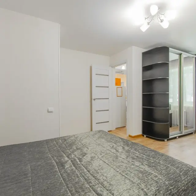 Real photos of Krylia Apartment Bureau on Chapaev street 13