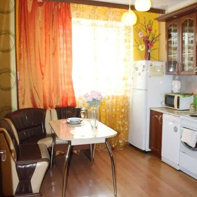 Real photos of Home Comfort Apartments at 39 Yakutskaya Street