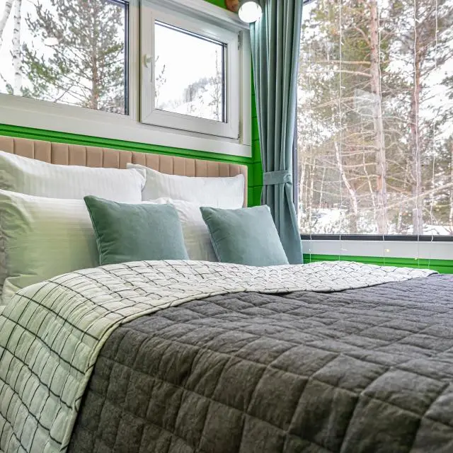 Real photos of House in the forest