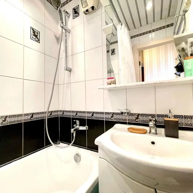Real photos of MONTY Moscow Apartments 5 minutes to VDNKH, Rostokinsky Aqueduct Park