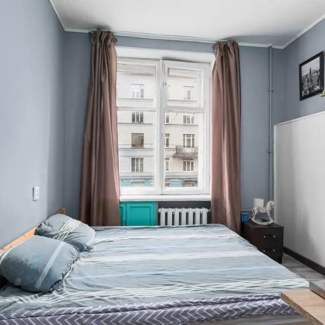 Real photos of Elizar's living quarters