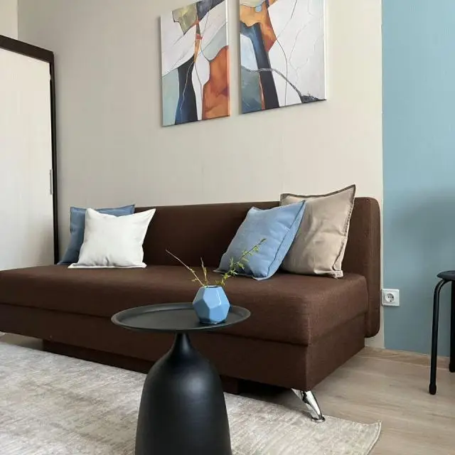 Real photos of Hospitable House on Revolution 52B