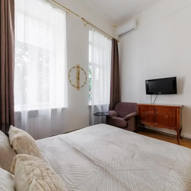 Real photos of DeRent Apartments on Vladimirsky Avenue 8