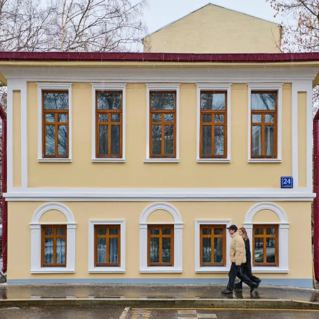 Real photos of Dom khudozhnikov Korovinykh