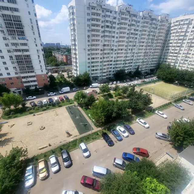 Real photos of Apartamenty Yuzhnaya noch na ulitse Zipovskaya 41
