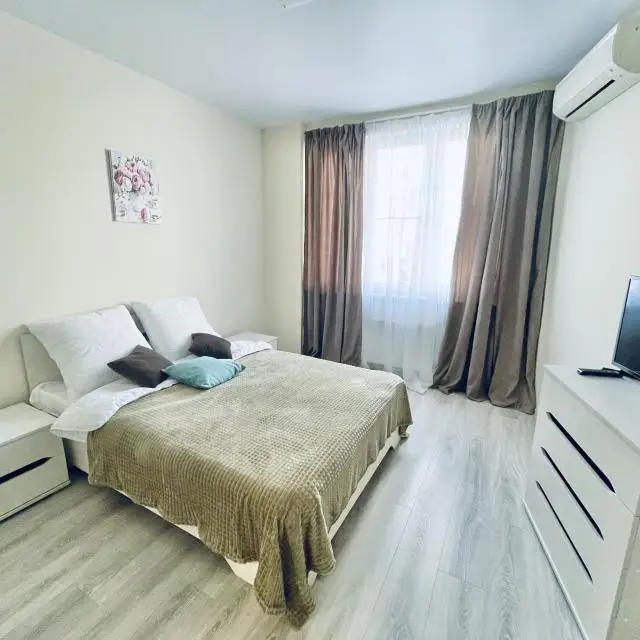 Реальные фото Vegas apartments (Вегас апартментс) на улице Маршала Баграмяна, 1