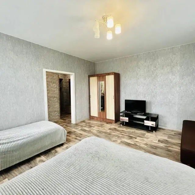 Real photos of Apartments, 32/5 Squadron Street