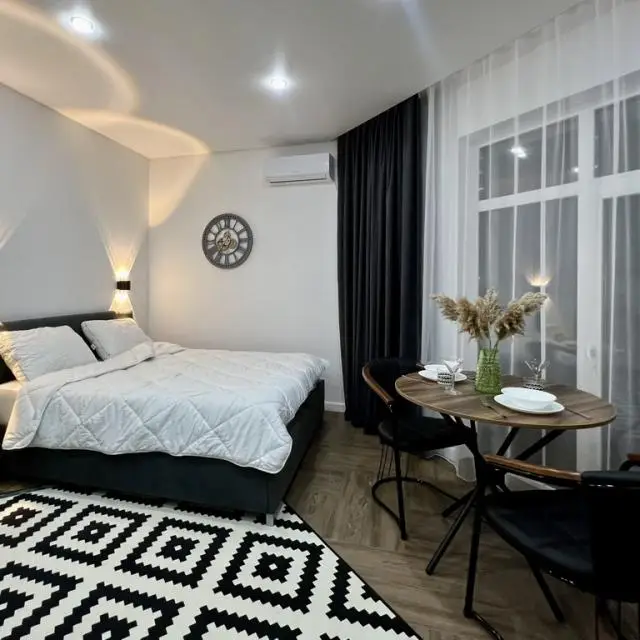 Real photos of Apartment from the company Home Hotel on Pravdy, 2