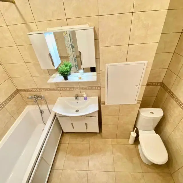 Real photos of Victory Apartment on Stroiteley Street 3