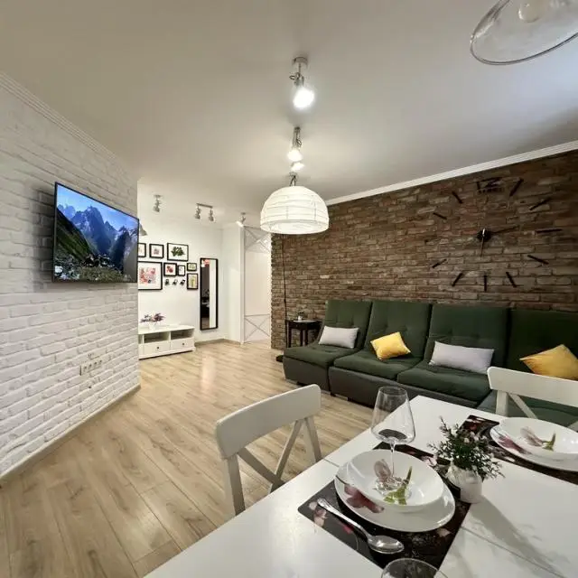 Real photos of Apartment from the company Home Hotel on Cherepanovy, 2A