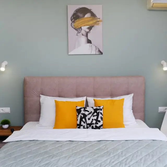 Real photos of Apartments on Stroiteley Avenue 5