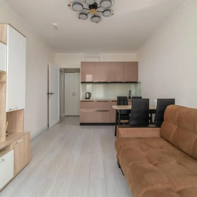 Real photos of Sutki Rent (Rent Day) on Energetikov Avenue