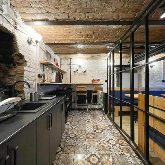 Реальные фото BookCase Hotel&Hostel (Буккейс Отель&Хостел)