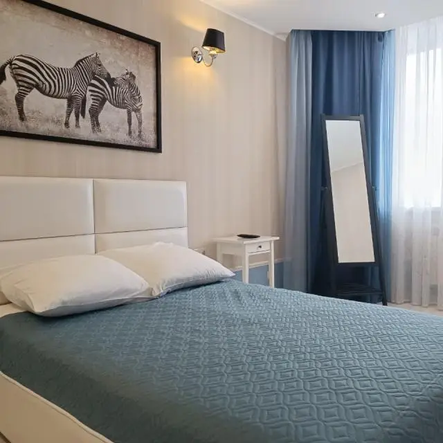 Real photos of EasyRent on Artsybushevskaya street 204