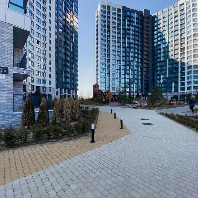 Real photos of Green FOX on Bekhtereva street 2B