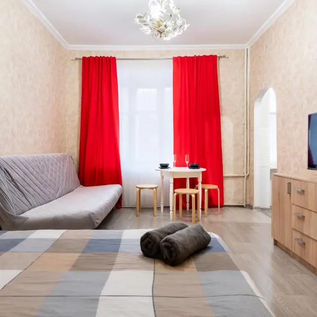 Реальные фото UNO на улице Большая почтовая 18/20к11