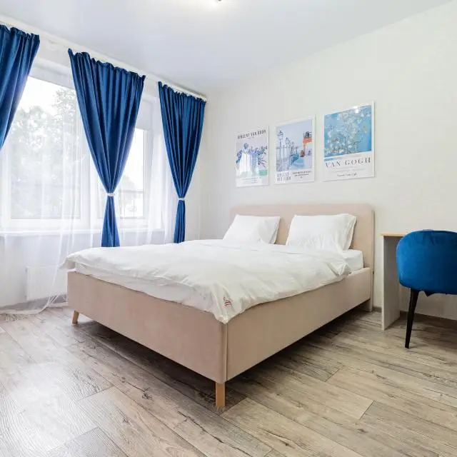 Real photos of Petrovsky Apartments on 61/2 Pushkin Street
