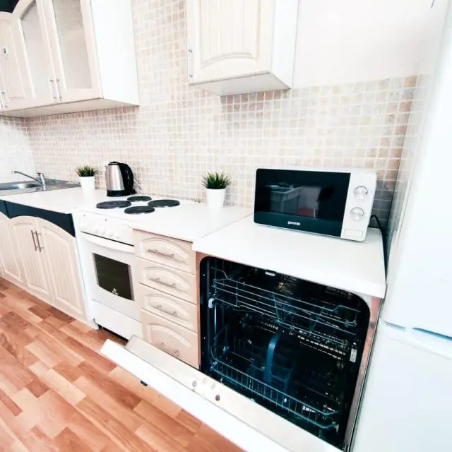 Real photos of Good House on Reshetnikov Passage 1