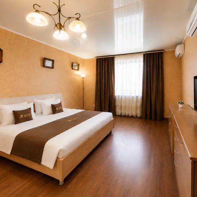 Реальные фото InnDays на 9 мая