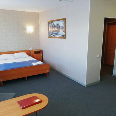 Амакс Курган